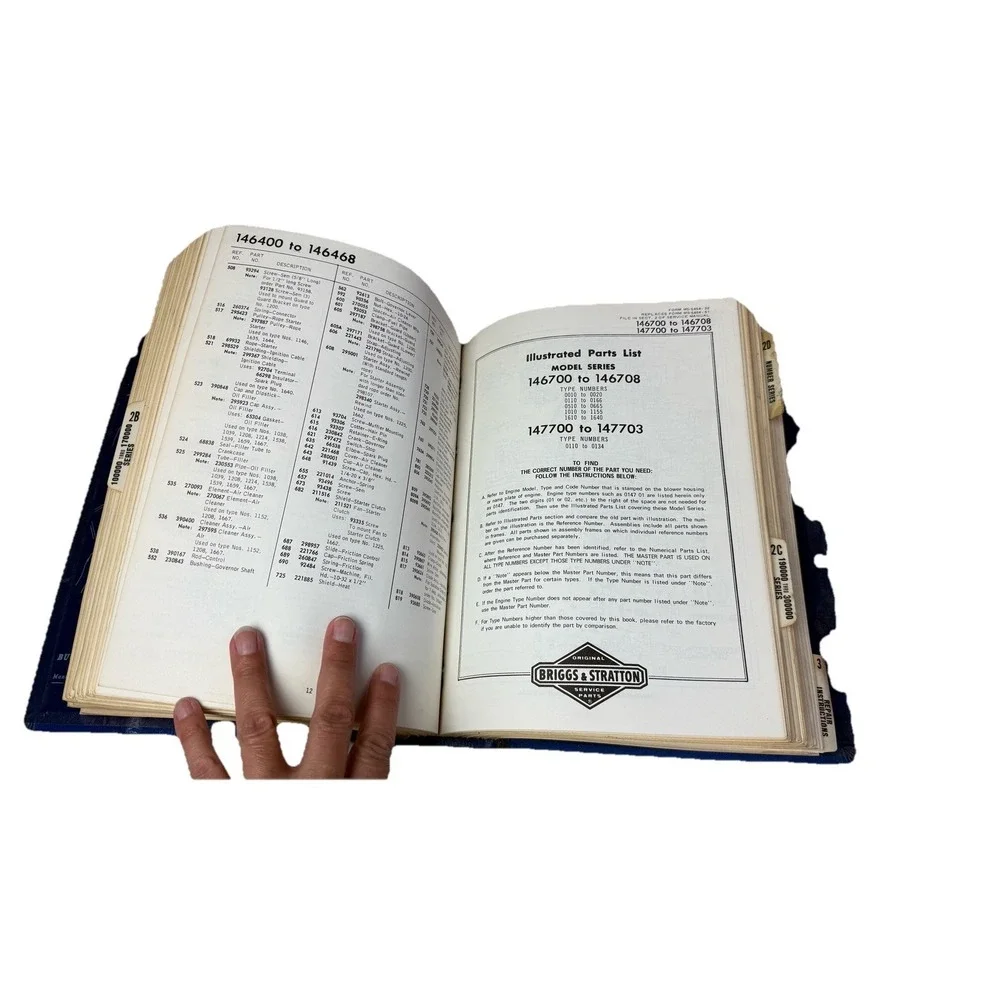 Briggs & Stratton Parts And‎ Service Data Book 1973 4i